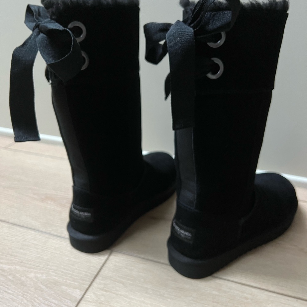 Kookaburra Black Suede Boots, brand new.